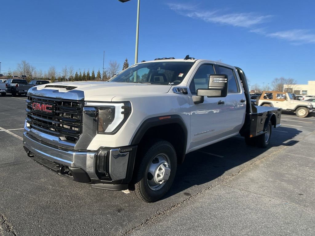2025 Gmc Sierra 3500 HD Pro photo 3