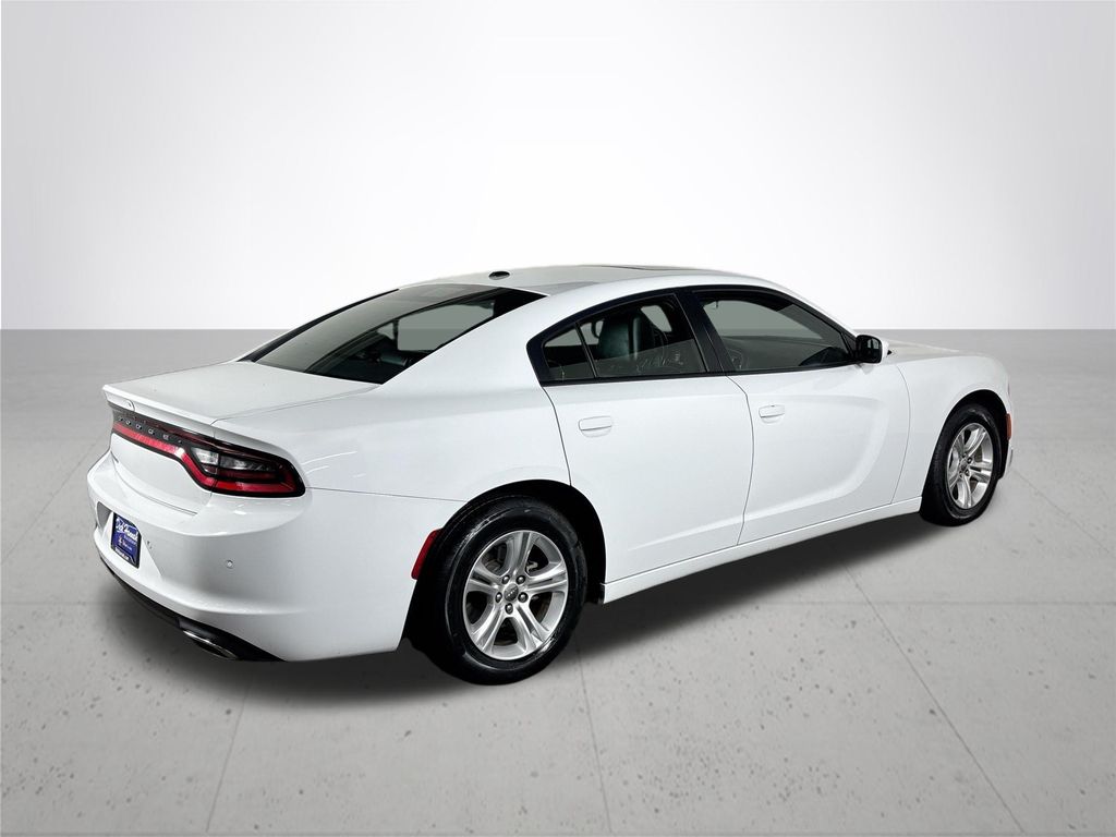 2021 Dodge Charger SXT photo 5