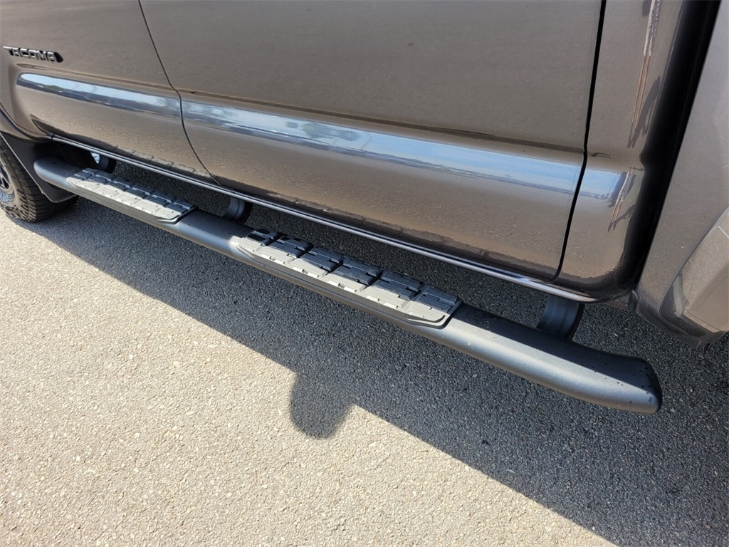 2022 Toyota Tacoma SR5 Double Cab V6 photo 10