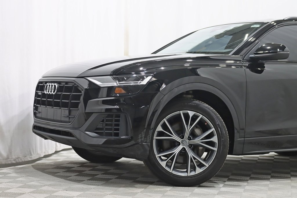 2020 Audi Q8 55 Premium photo 2