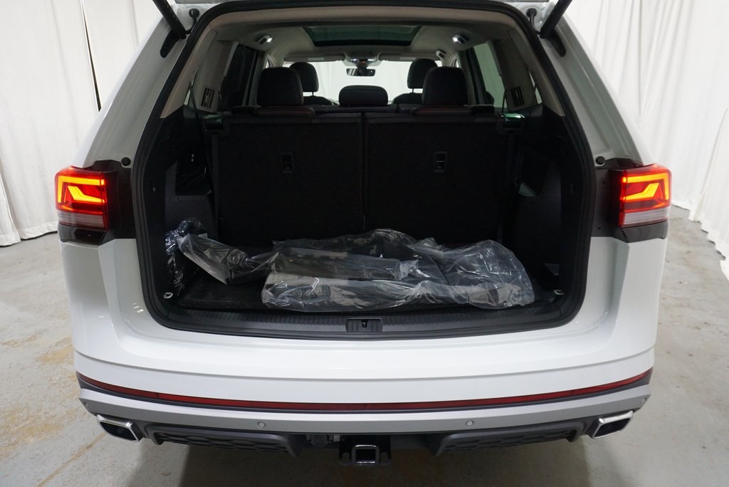 2025 Volkswagen Atlas Peak Edition SE photo 33