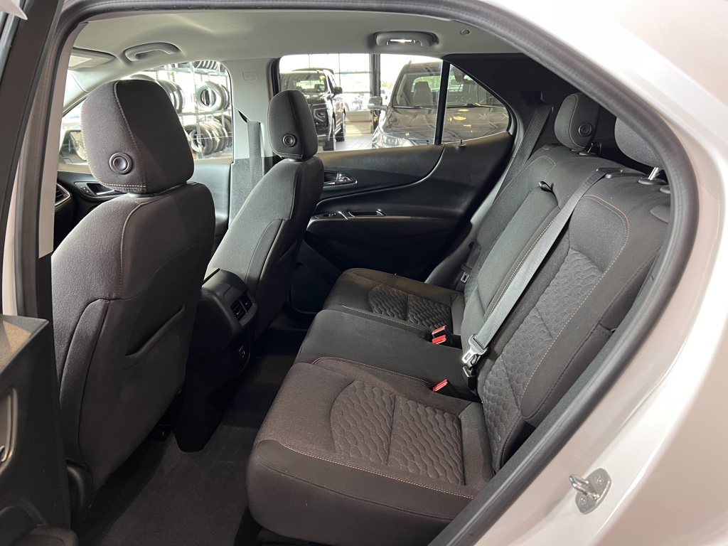 2020 Chevrolet Equinox LT photo 15