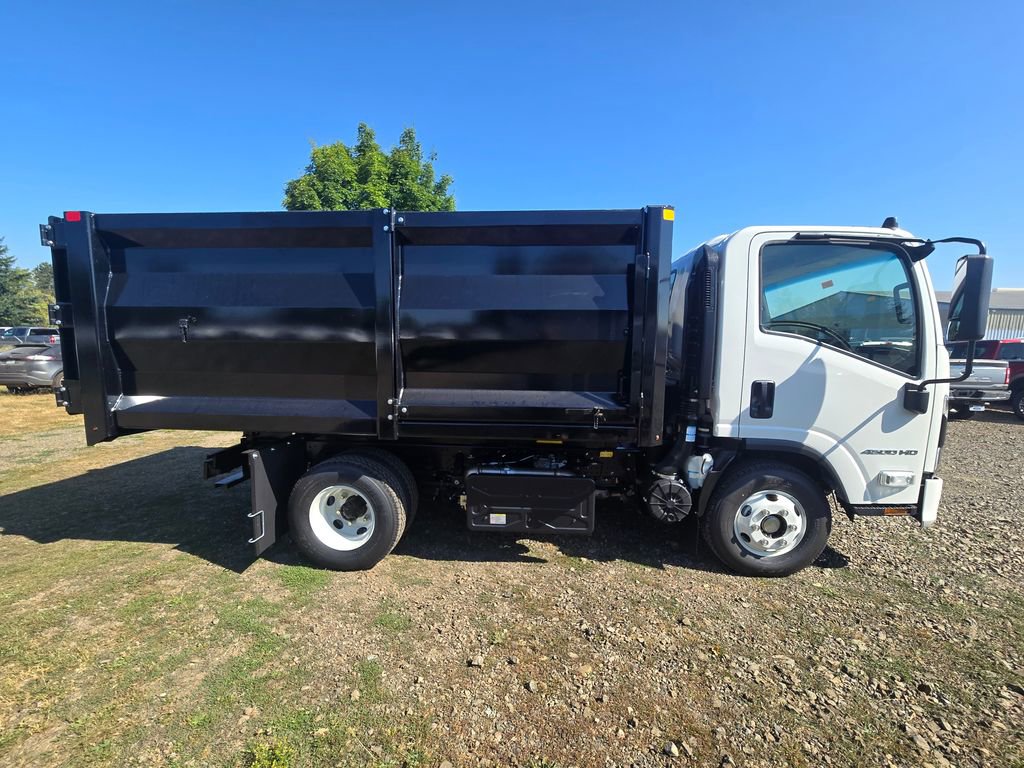 2025 Chevrolet Silverado 4500HD photo 4