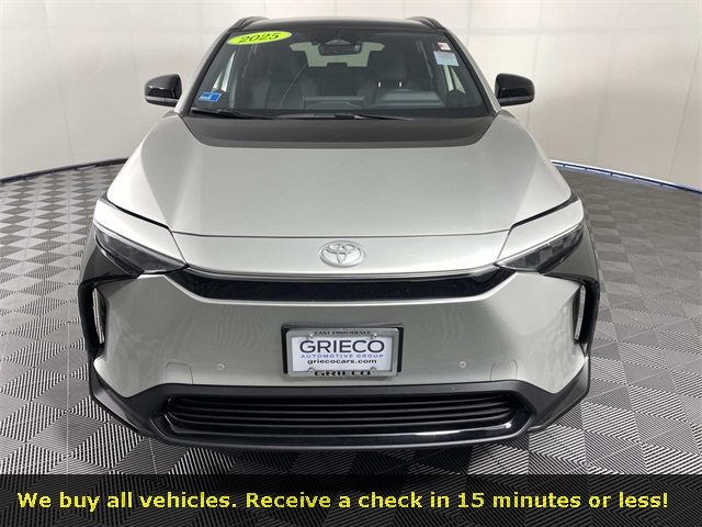 2025 Toyota bZ4X XLE photo 2