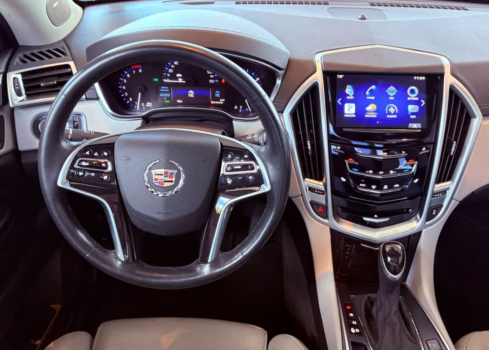 2015 Cadillac SRX Luxury photo 22