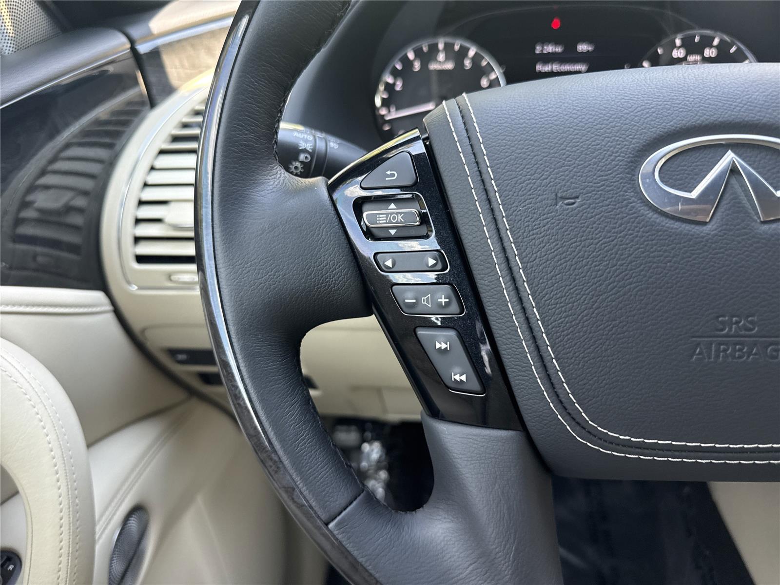 2022 Infiniti QX80 Sensory photo 9