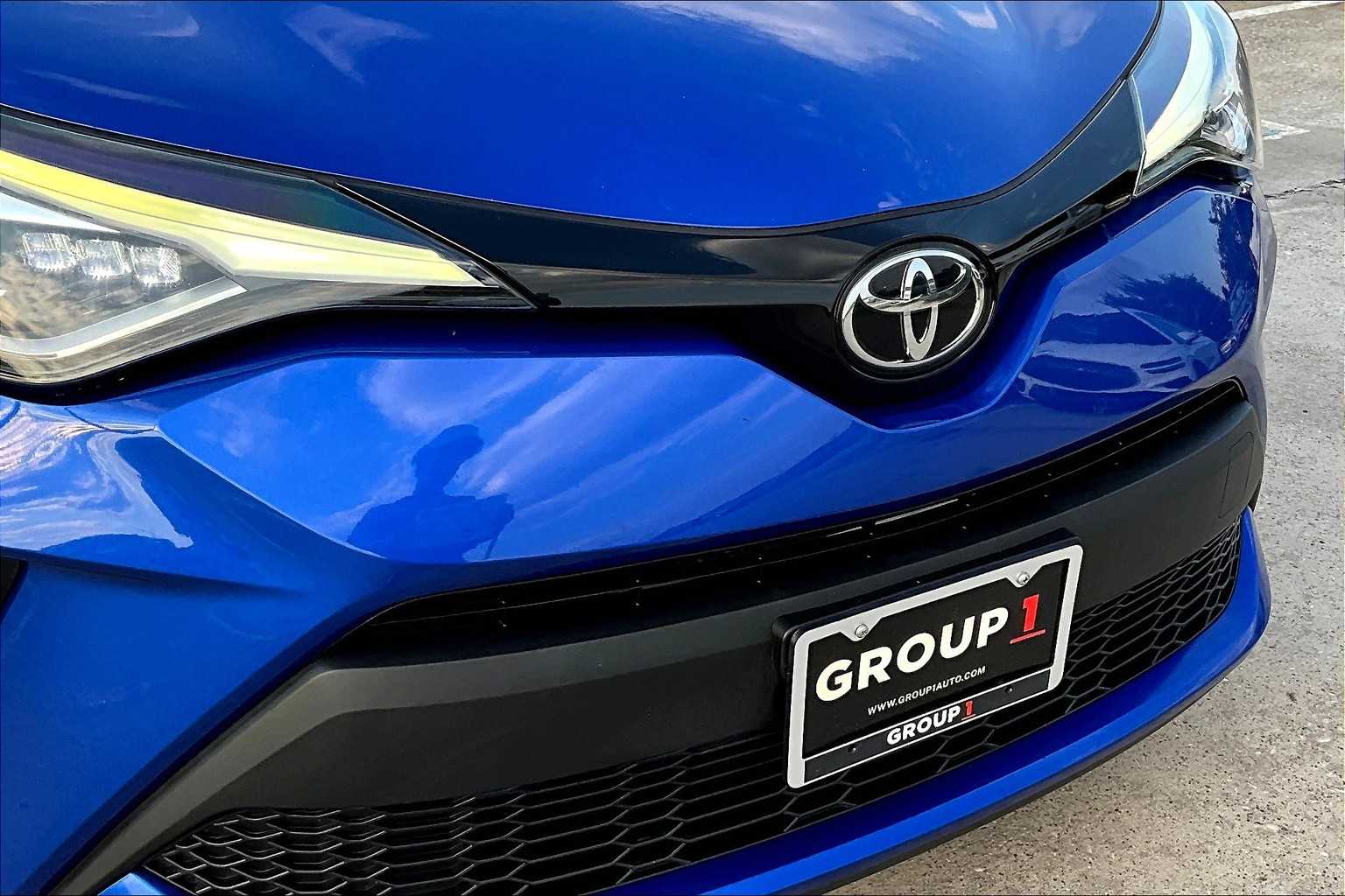 2020 Toyota C-HR Limited photo 29