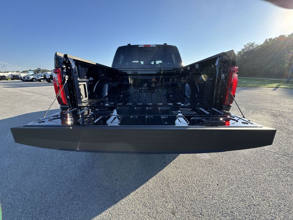 2025 Ford F-150 XLT photo 20