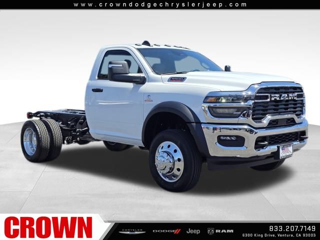 2025 Ram 5500 Tradesman photo 3