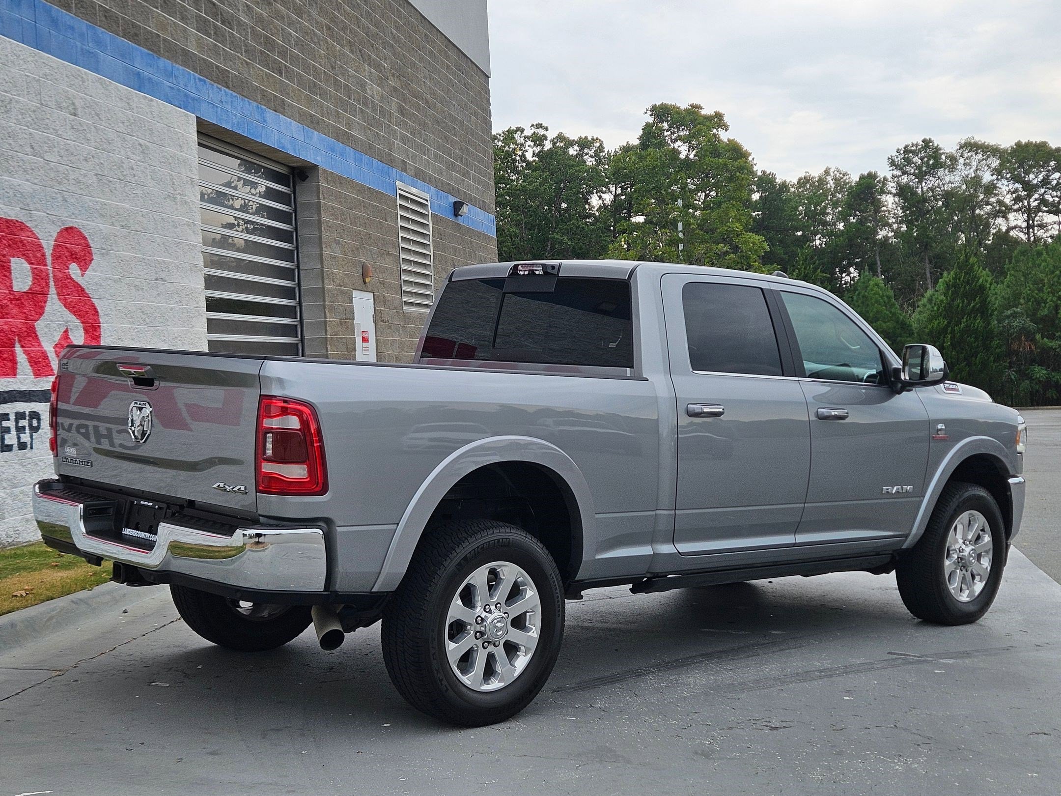 2022 Ram 2500 Laramie photo 7