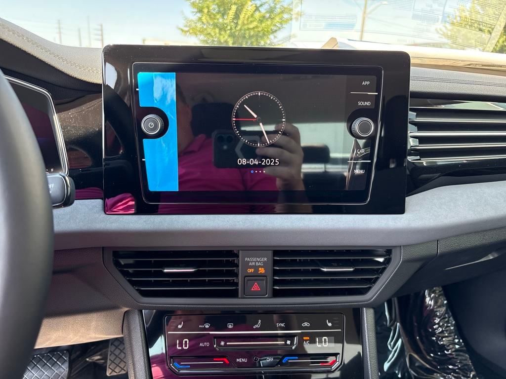 2025 Volkswagen Jetta 1.5T SE photo 17