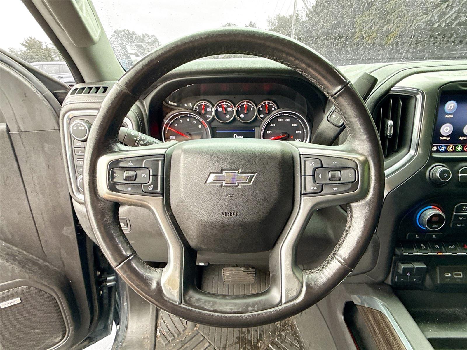 2020 Chevrolet Silverado 1500 RST photo 6