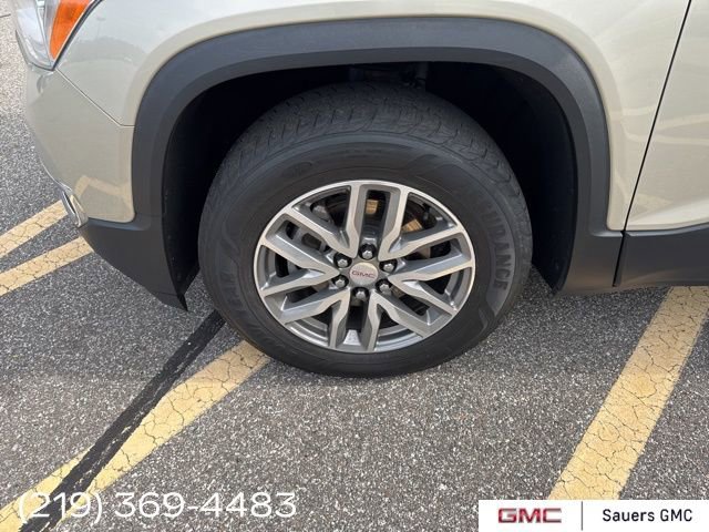 2017 Gmc Acadia SLE photo 32