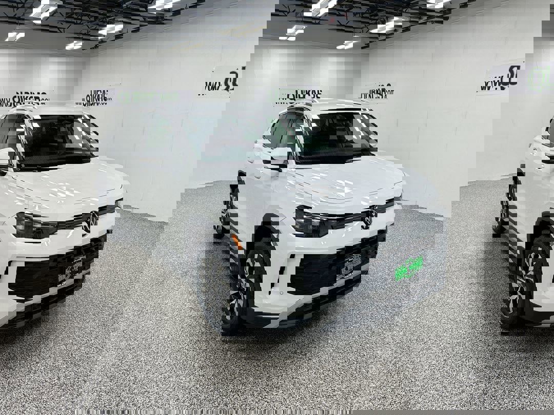 2025 Volkswagen Tiguan S's photo