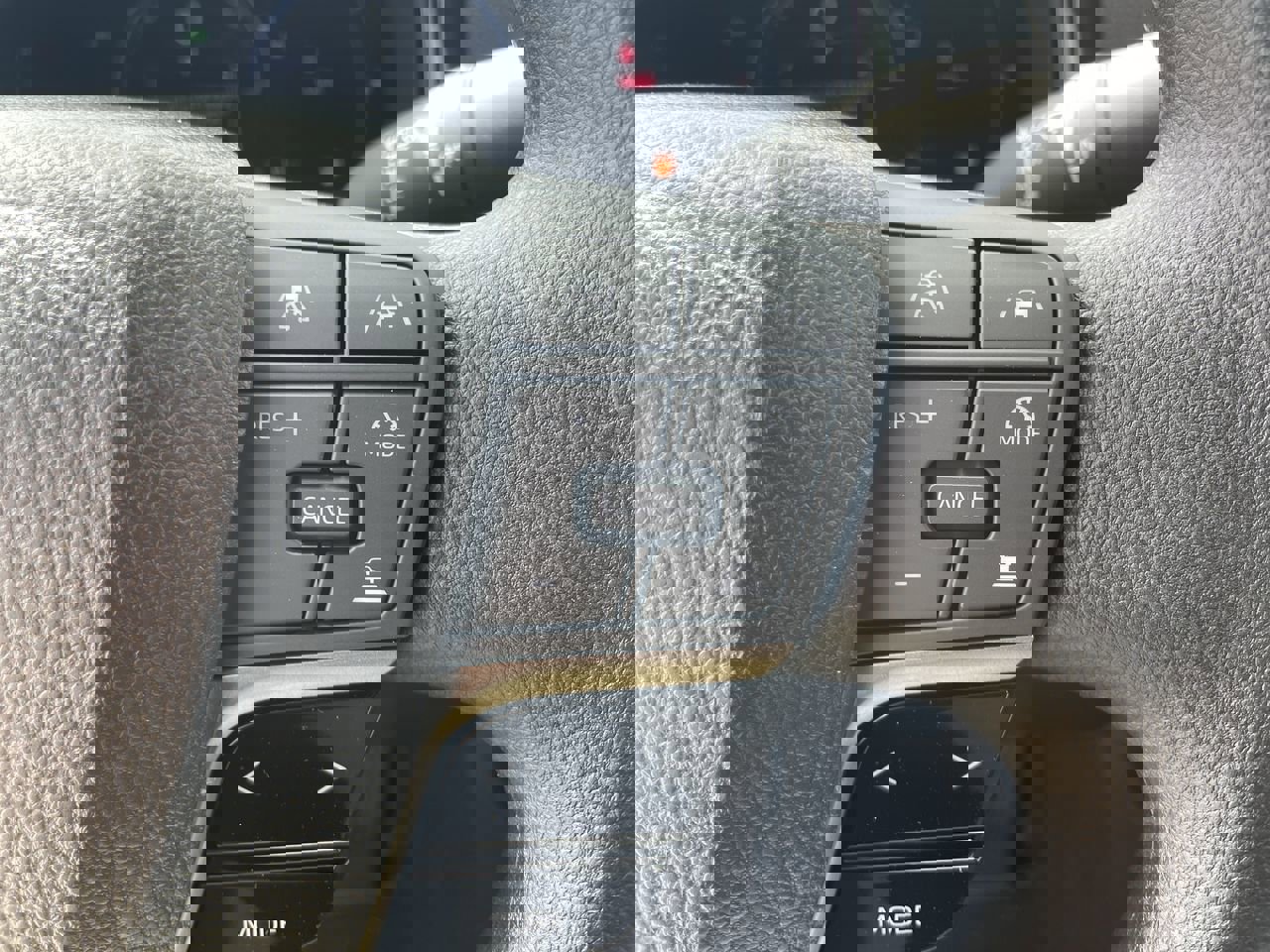 2025 Toyota Camry LE photo 15