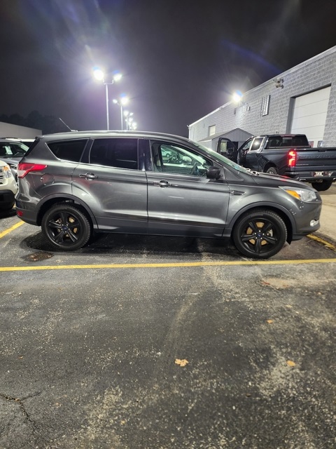 2016 Ford Escape SE photo 4