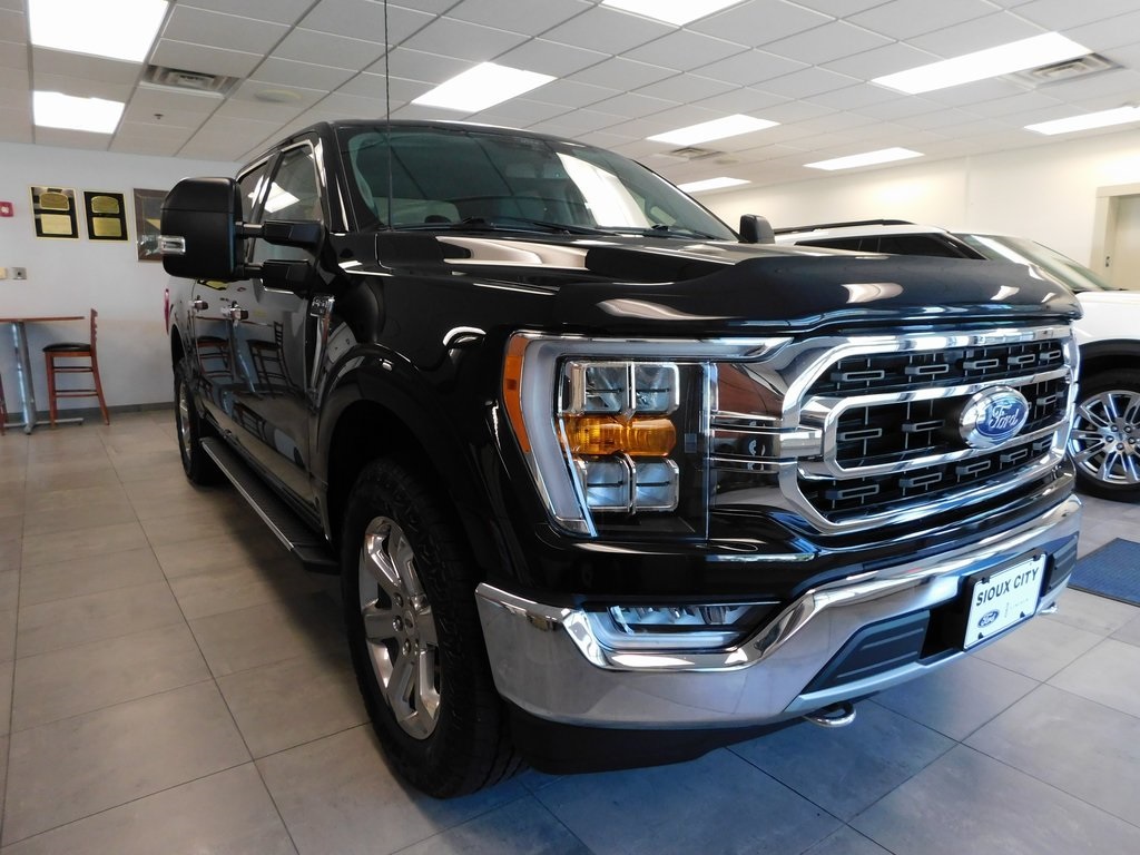 2021 Ford F-150 XLT photo 4
