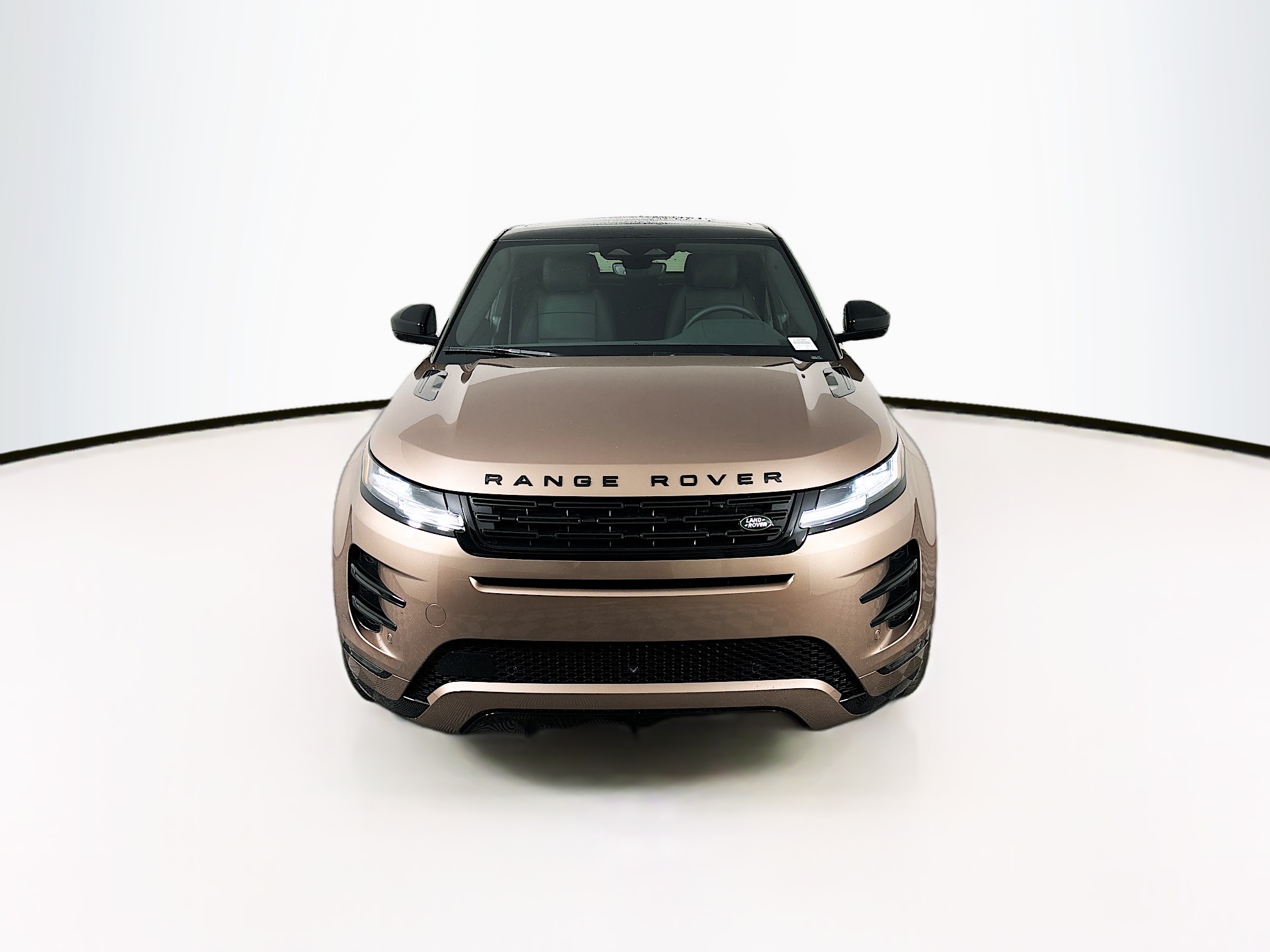 2026 Land Rover Range Rover Evoque Dynamic SE photo 2