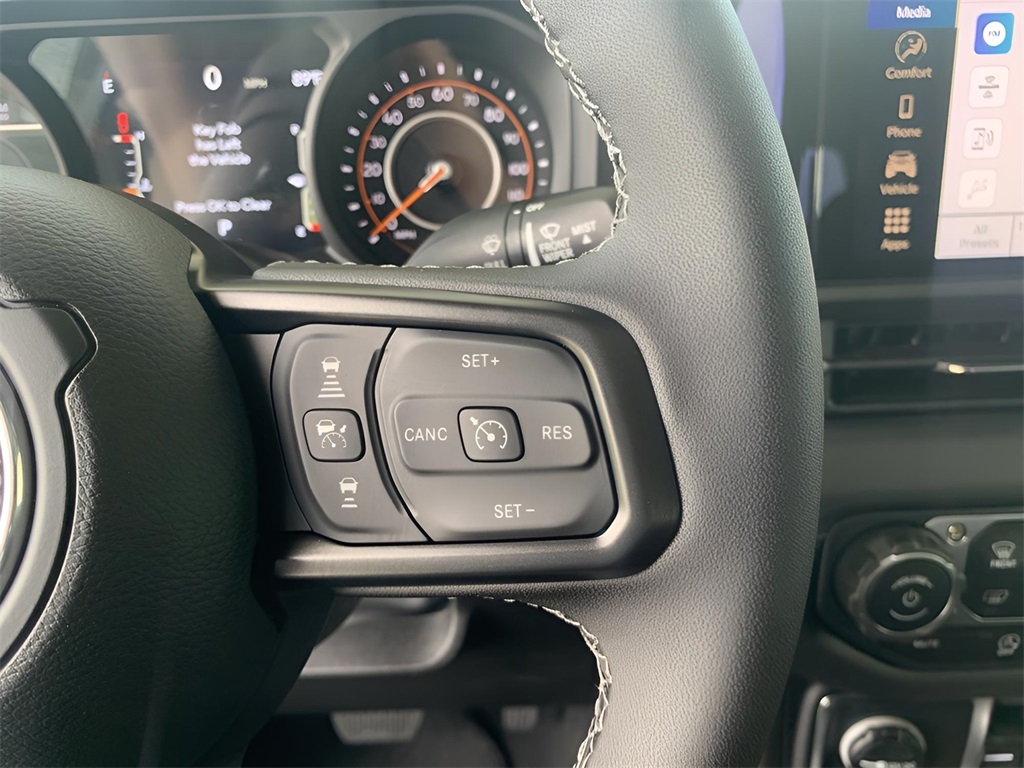 2025 Jeep Gladiator Sport photo 38