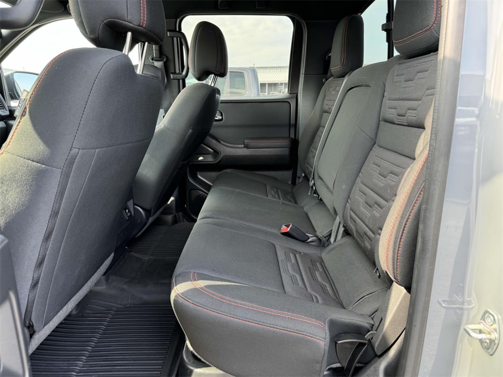 2023 Nissan Frontier PRO-4X photo 14