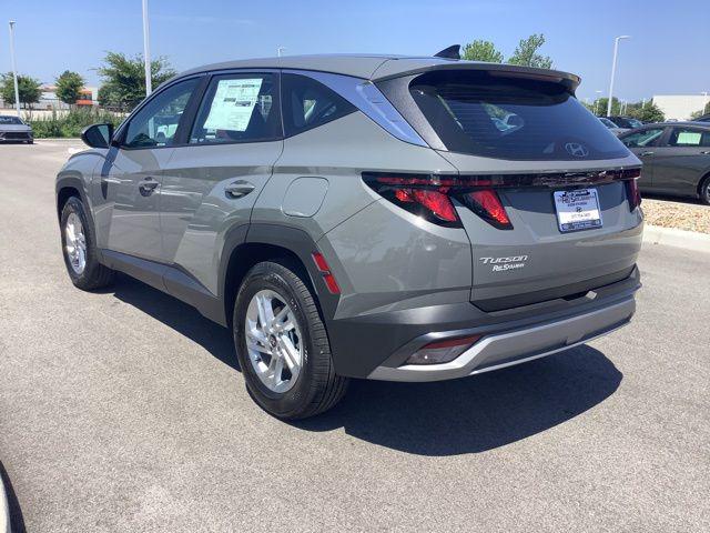 2025 Hyundai Tucson SE photo 7