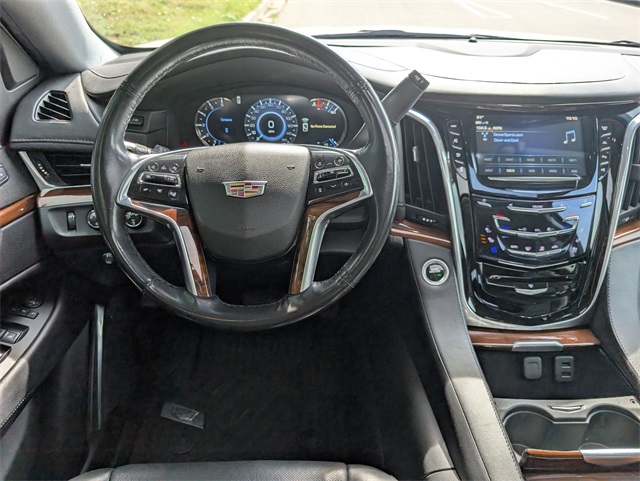 2019 Cadillac Escalade Luxury photo 17