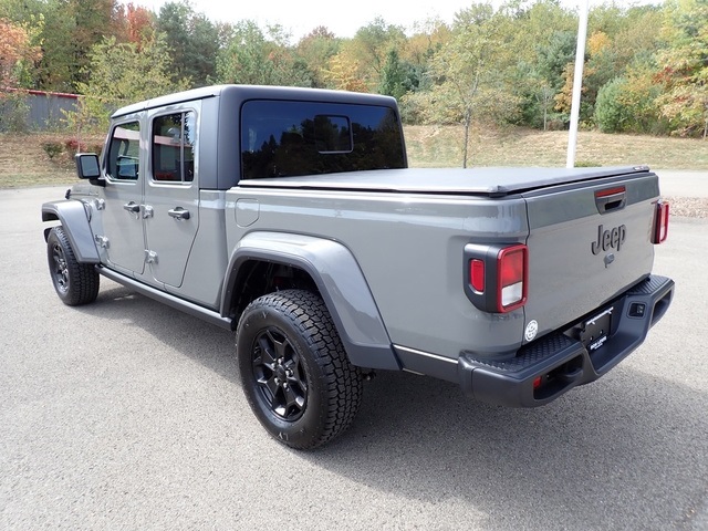 2022 Jeep Gladiator Willys photo 3