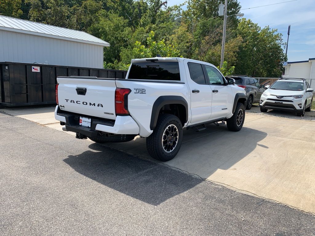 2025 Toyota Tacoma TRD Off-Road 4x4 Double Cab photo 4