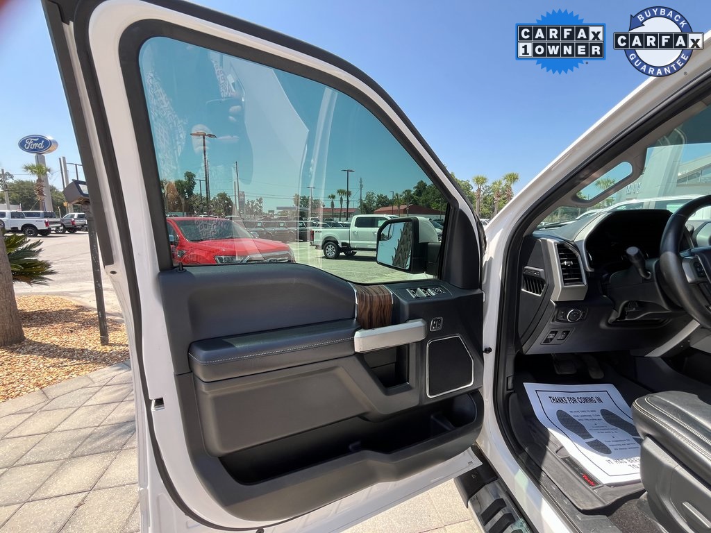 2019 Ford F-150 Lariat photo 11