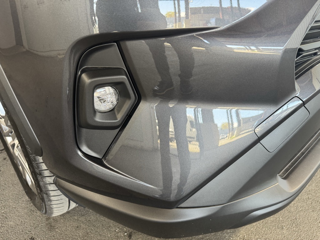 2025 Toyota RAV4 XLE Premium photo 11