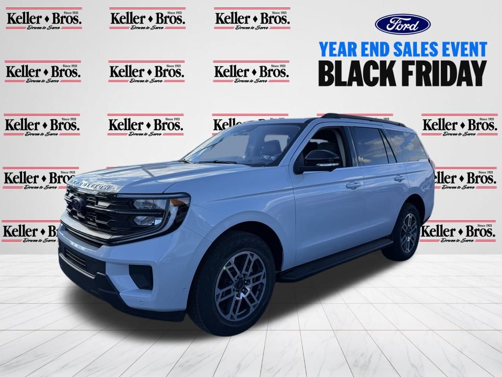 2025 Ford Expedition photo 3