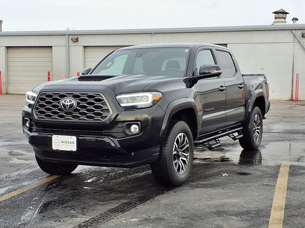 Used 2022 Toyota Tacoma TRD Sport with VIN 3TMAZ5CN0NM173942 for sale in Kansas City