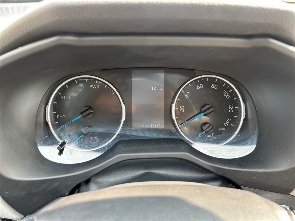 2022 Toyota RAV4 Hybrid XLE photo 13