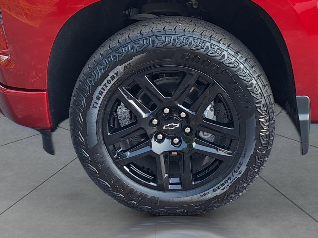 2023 Chevrolet Silverado 1500 RST photo 5
