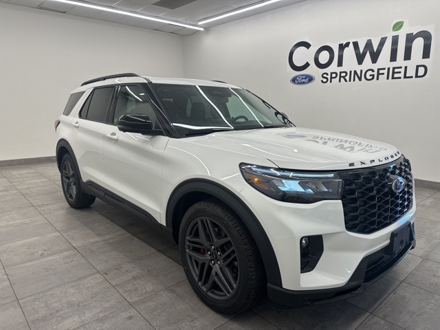 2025 Ford Explorer ST photo 2