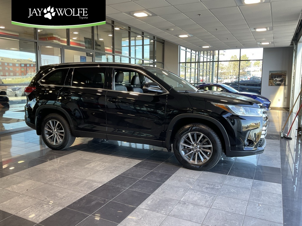 2019 Toyota Highlander XLE's photo