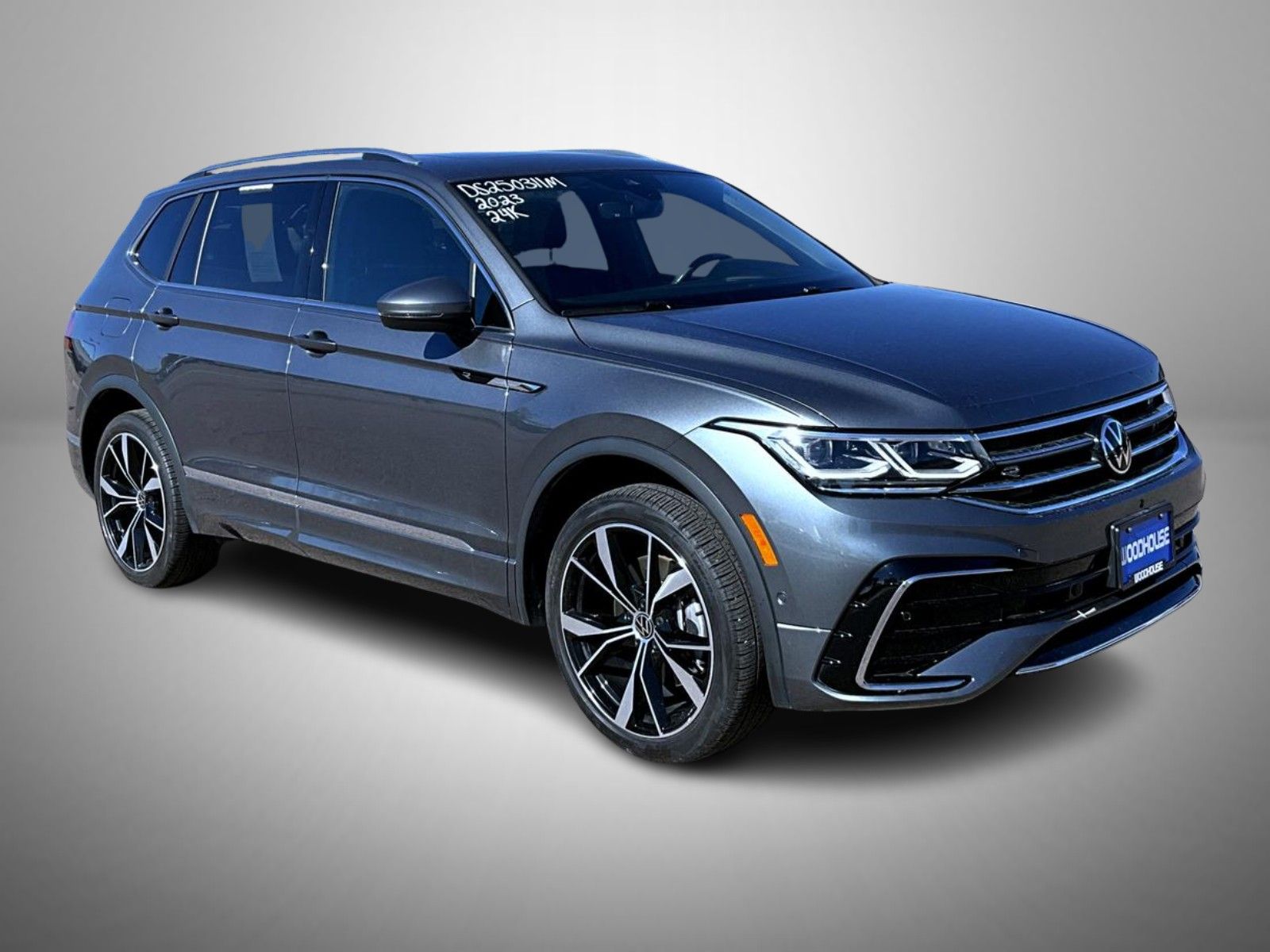 2023 Volkswagen Tiguan SEL R-Line Black photo 3