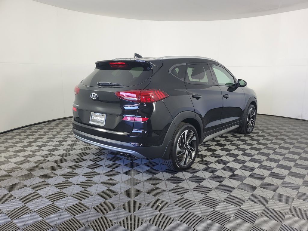 2019 Hyundai Tucson Sport photo 3
