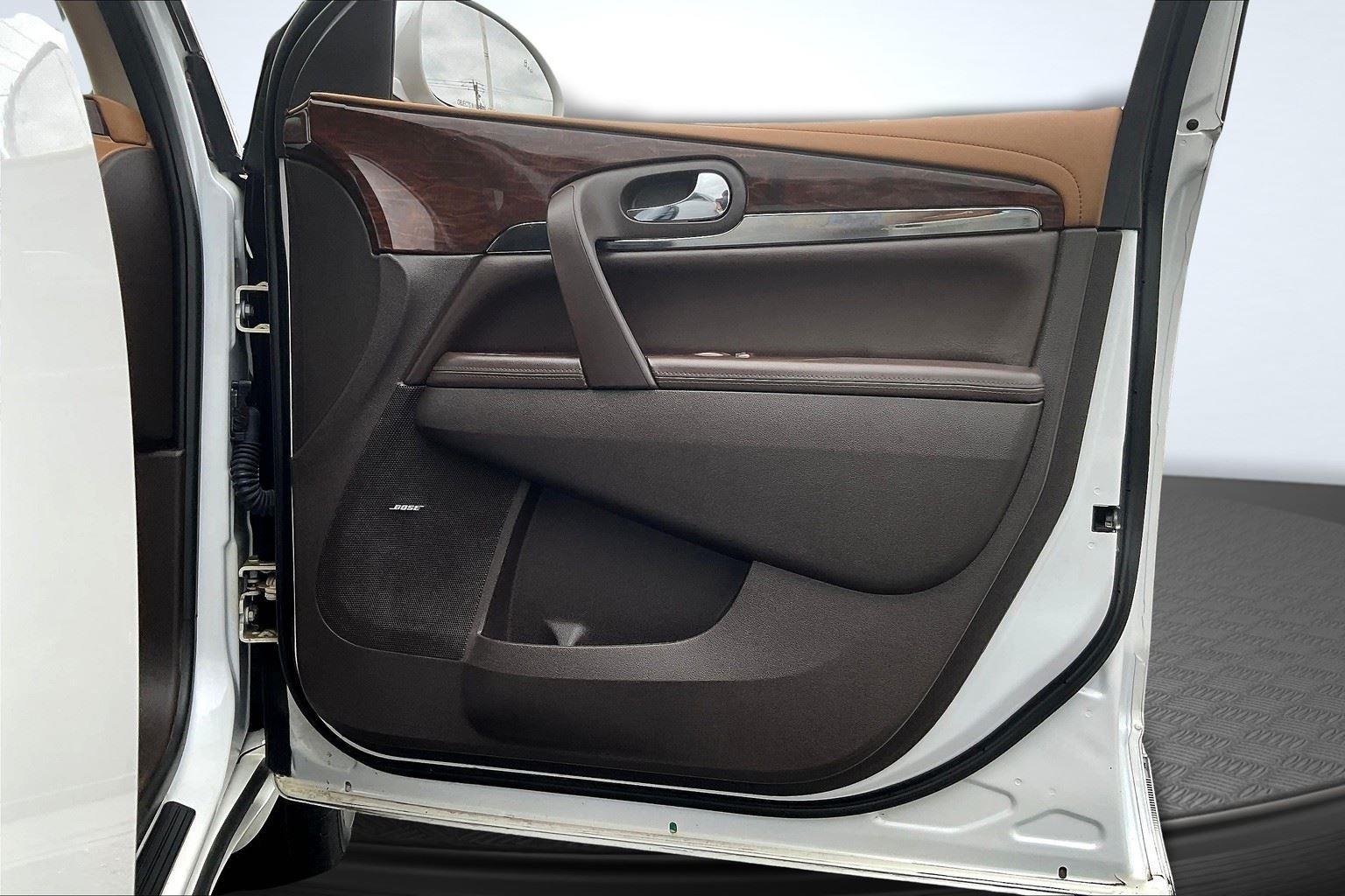 2017 Buick Enclave Premium photo 22