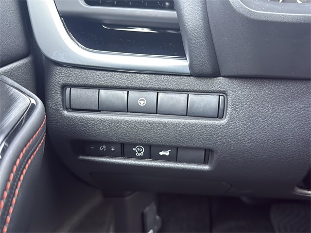 2026 Nissan Rogue SV photo 8