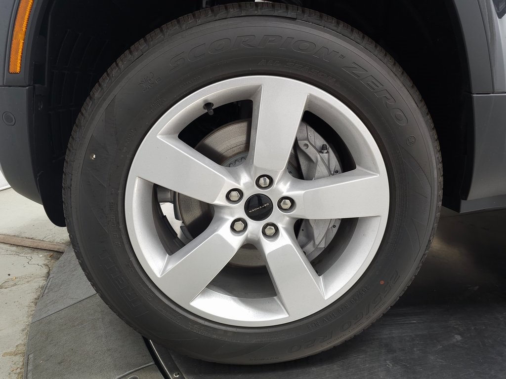 2026 LAND ROVER DEFENDER - Image 9