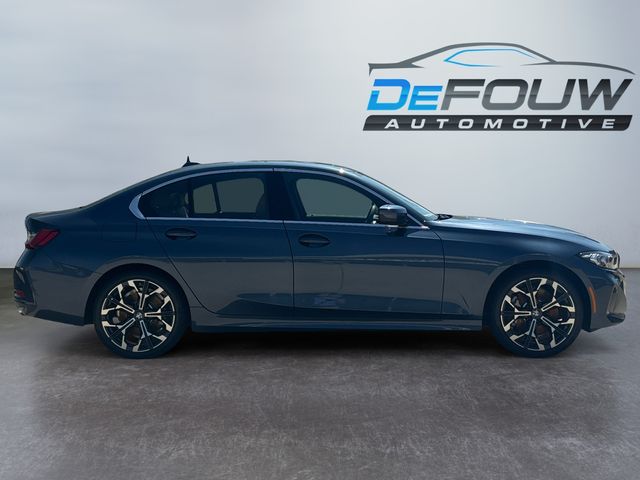 2025 Bmw 330i 330i xDrive photo 2