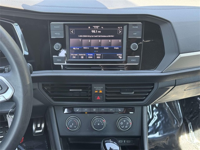 2024 Volkswagen Jetta 1.5T Sport photo 18