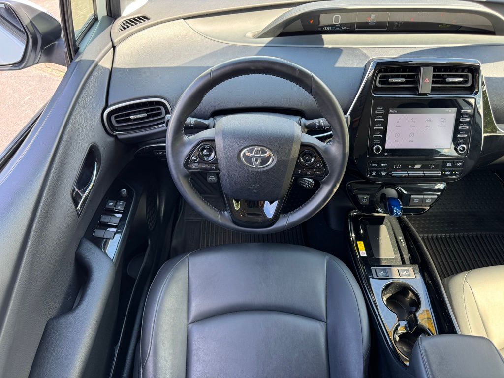 2022 Toyota Prius LE AWD-e photo 14