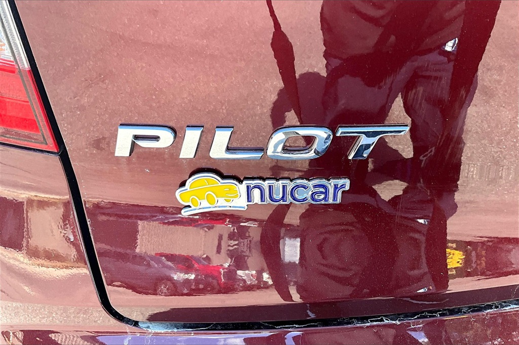 2021 Honda Pilot Touring photo 29