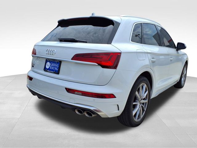 2024 Audi SQ5 Premium Plus photo 3