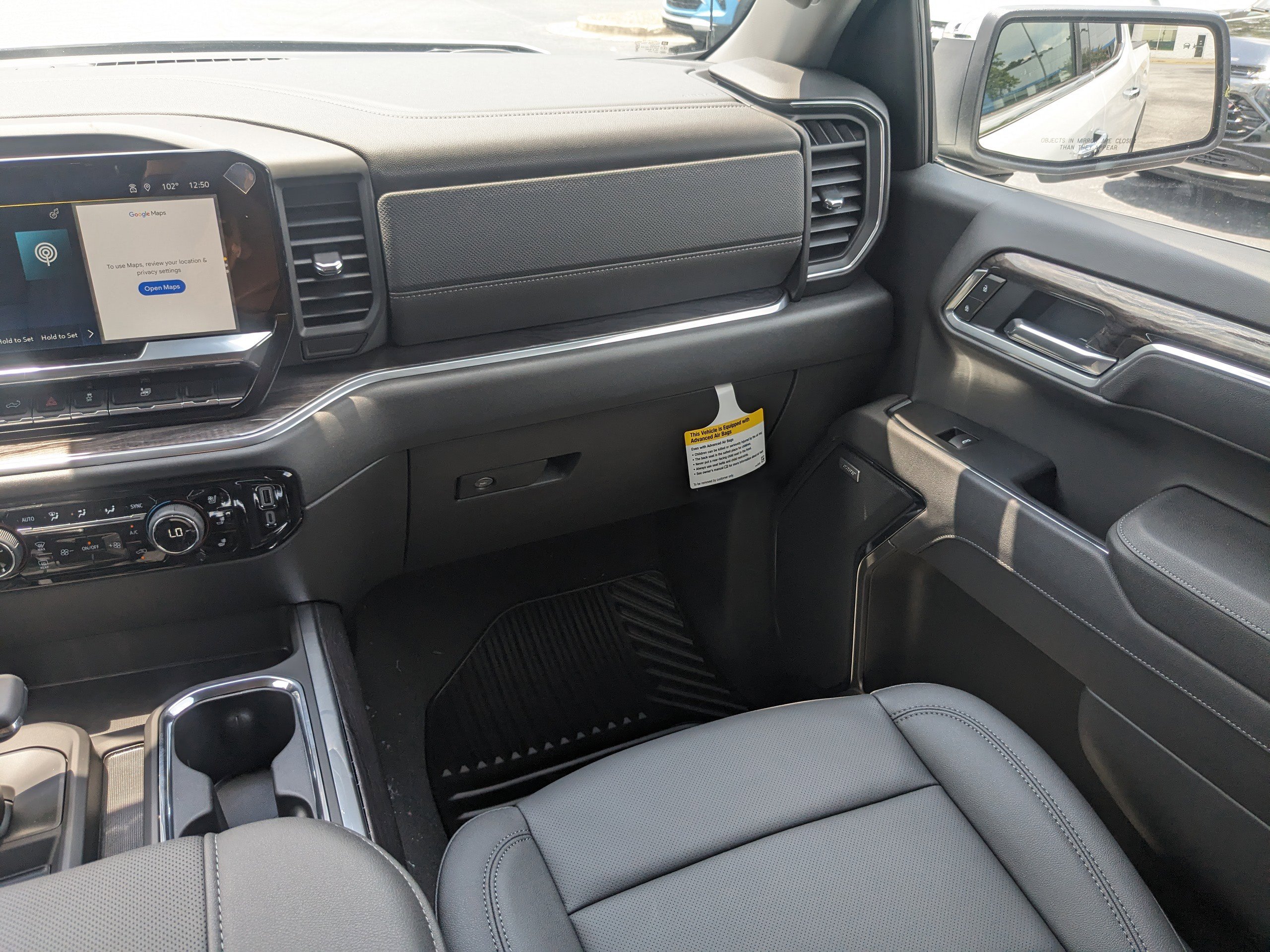 2025 Chevrolet Silverado 1500 LTZ photo 16