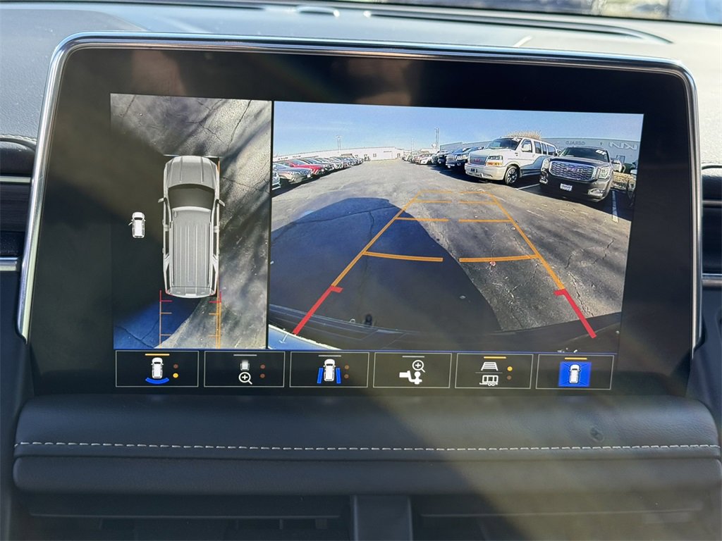 2021 GMC YUKON XL - Image 22