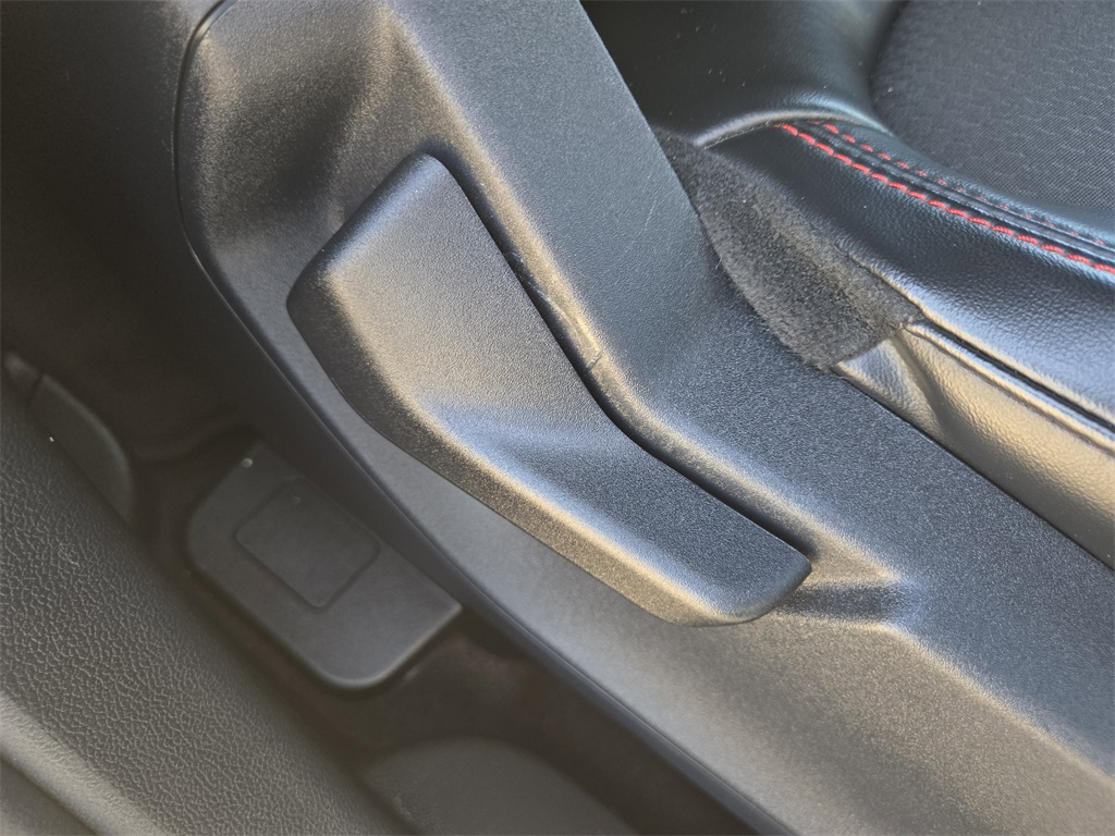 2024 Ford Escape ST-Line photo 26