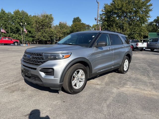 2022 Ford Explorer XLT photo 2